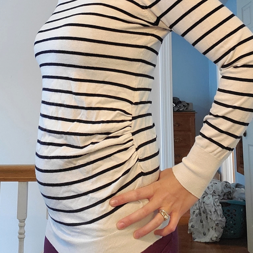 H&M small maternity sweater